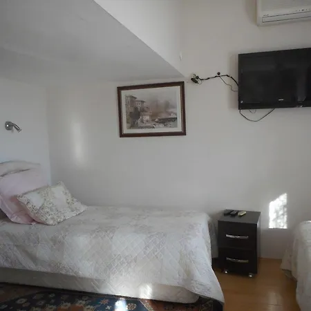 Lale Guest house